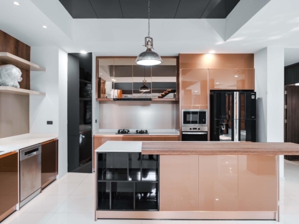 1.3-storey Single House, Sukhumvit (8)