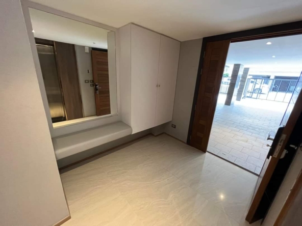 11.Anina-Villa-Sathorn-Yenakart-60sqw_4B5B_020