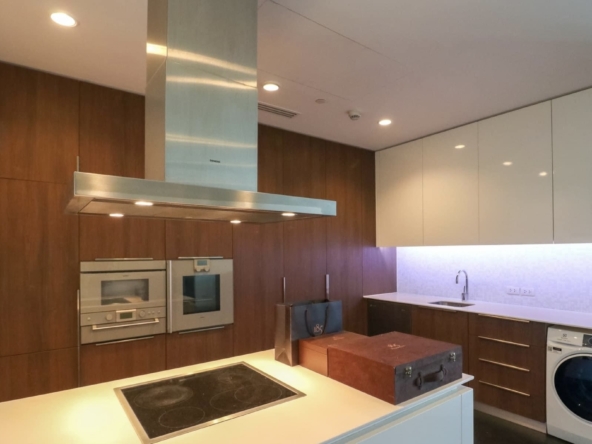 125.Rajadamri - 3BR3BA - 156 sqm - Fl.15 - 165K_010