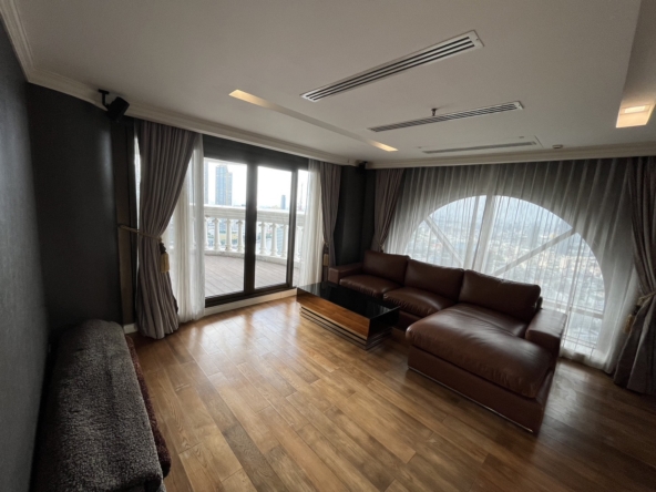139.State Tower Bangkok (12)