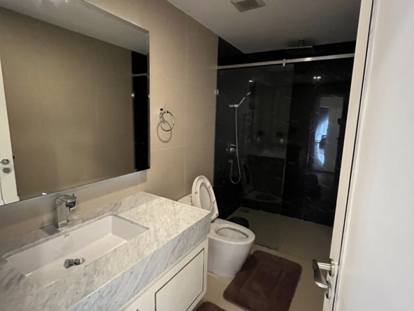 139.State Tower Bangkok (17)