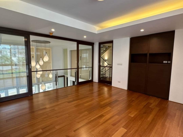 180 The Lofts Sathorn - 390 sqm - 3+1BR3BA - 36MB_005