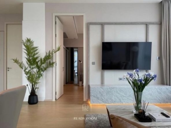 185.The Strand Thonglor_90sqm_2b2b_17fl_120K_011