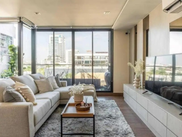 187.The Unique Sukhumvit 62-1_- 3BR4BA (1)