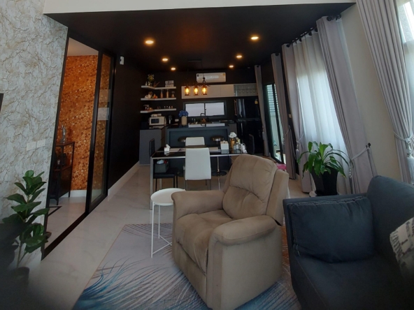 29.Britannia Bangna-Suvarnabhumi - 4+1BR5BA - 120k-13MB_007