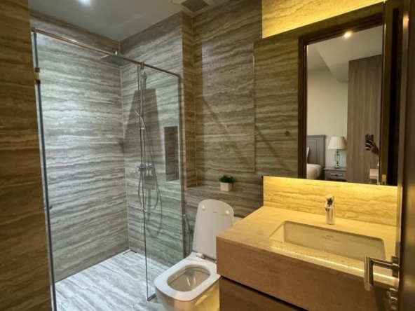 36.Celes Asoke - 3BR3BA - 134 sqm - Fl38 - 250k_014