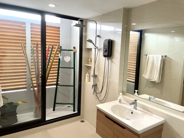 91.Moo Baan Shizen on Pattanakarn 32_313sqm_4b5b_95K_006