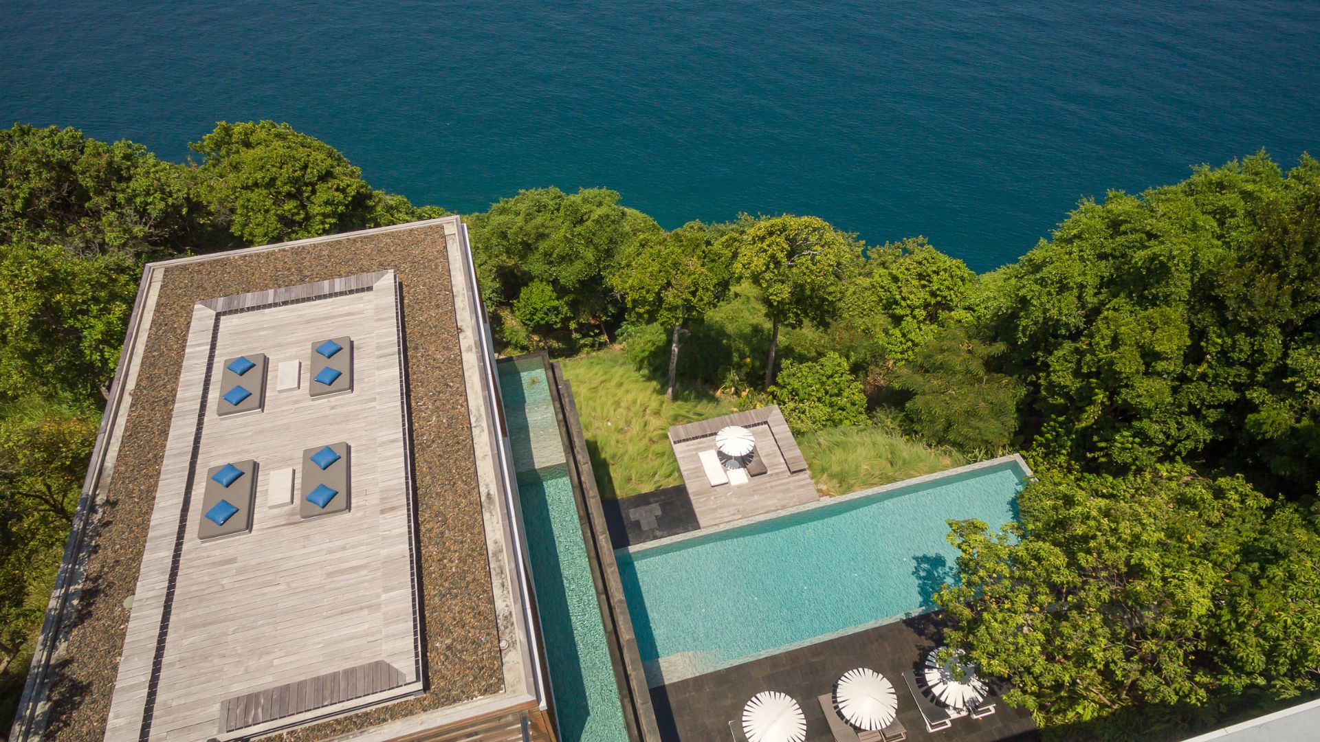 Villa Mayavee: A Luxury Beachfront Villa Phuket